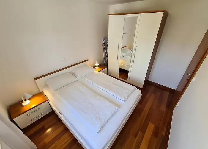 Veronika Apartamento *